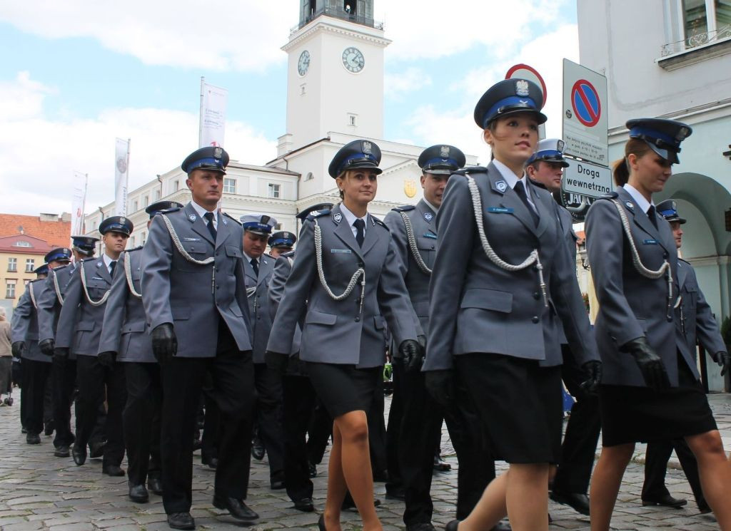 wkaliszu.pl - Kalisz on-line, KALISZ. Policjanci świętowali (VIDEO), zdjęcie 1