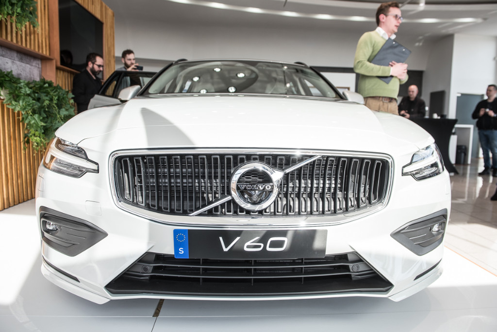 wkaliszu.pl - Kalisz on-line, MOTORYZACJA. Premiera nowego Volvo V60 w salonie Volvo Car Kalisz, zdjęcie 9