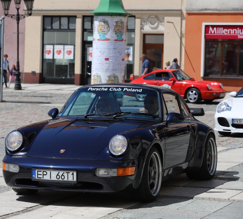 wkaliszu.pl - Kalisz on-line, IMPREZA. Porsche pod ratuszem, zdjęcie 8