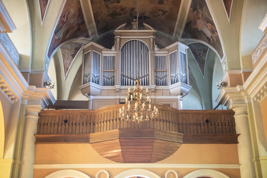 wkaliszu.pl - Kalisz on-line, 11 - Kościół pw. Wniebowzięcia Najświętszej Marii Panny – prospekt organowy 