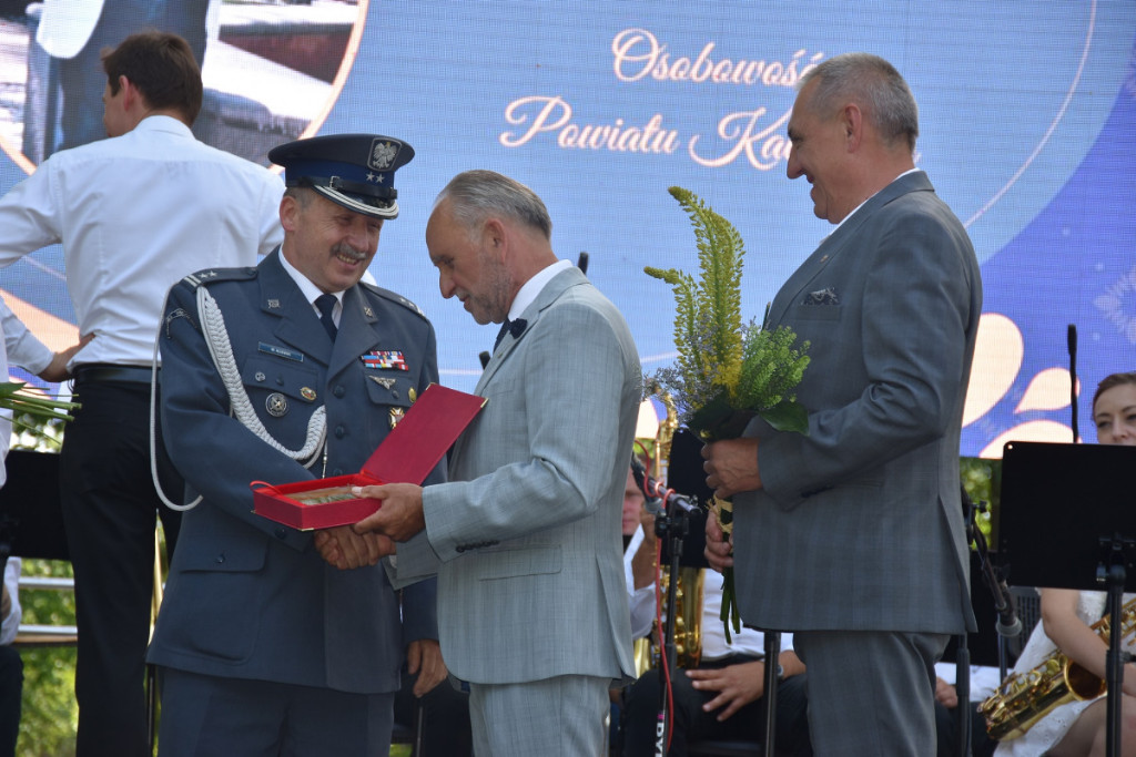 wkaliszu.pl - Kalisz on-line, ŚWIĘTO POWIATU. Medale i wyróżnienia dla zasłużonych dla powiatu kaliskiego (FOTO), zdjęcie 6