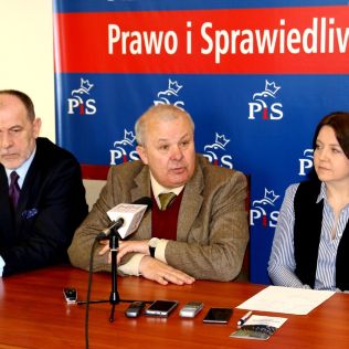 POLITYKA. Rządowy program "Rodzina 500 Plus" w regionie, zdjęcie 1, wkaliszu.pl - Kalisz on-line, zdjęcie 316x316