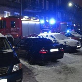 MIASTO. Pożar na Jabłkowskiego. Sześć osób trafiło do szpitala , zdjęcie 4, wkaliszu.pl - Kalisz on-line, zdjęcie 316x316
