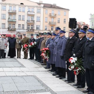 ROCZNICE. Pamiętamy o bohaterach i ofiarach II wojny światowej, zdjęcie 2, wkaliszu.pl - Kalisz on-line, zdjęcie 316x316