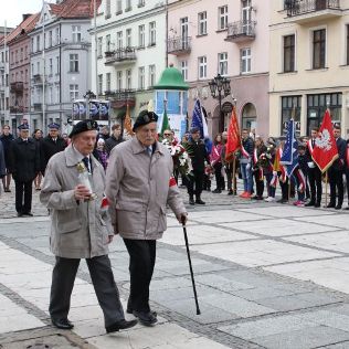 ROCZNICE. Pamiętamy o bohaterach i ofiarach II wojny światowej, zdjęcie 3, wkaliszu.pl - Kalisz on-line, zdjęcie 316x316
