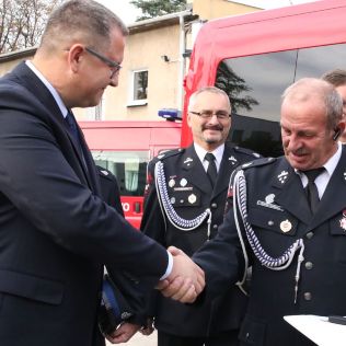 MIASTO. Nowe auto dla kaliskich strażaków, zdjęcie 4, wkaliszu.pl - Kalisz on-line, zdjęcie 316x316
