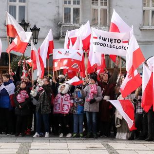 UROCZYSTOŚĆ. Narodowe Święto Niepodległości w Kaliszu, zdjęcie 8, wkaliszu.pl - Kalisz on-line, zdjęcie 316x316