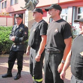 STRAŻ. Kaliszanie walczyli z pożarami w Szwecji, zdjęcie 2, wkaliszu.pl - Kalisz on-line, zdjęcie 316x316