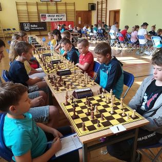SZACHY. Dziecięcy turniej szachowy, zdjęcie 1, wkaliszu.pl - Kalisz on-line, zdjęcie 316x316