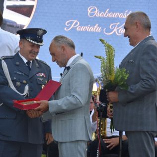 ŚWIĘTO POWIATU. Medale i wyróżnienia dla zasłużonych dla powiatu kaliskiego (FOTO), zdjęcie 6, wkaliszu.pl - Kalisz on-line, zdjęcie 316x316