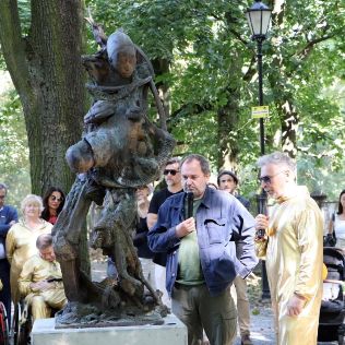 SZTUKA. Odsłonięcie rzeźby ,,Gaja" i Urodziny Tarasina (FOTO), zdjęcie 5, wkaliszu.pl - Kalisz on-line, zdjęcie 316x316