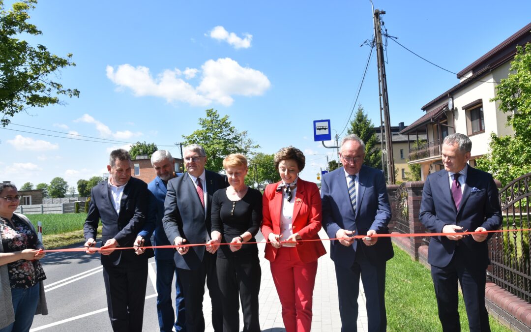 DROGI. Otwarcie inwestycji drogowych w Cekowie-Kolonii i Koźminku