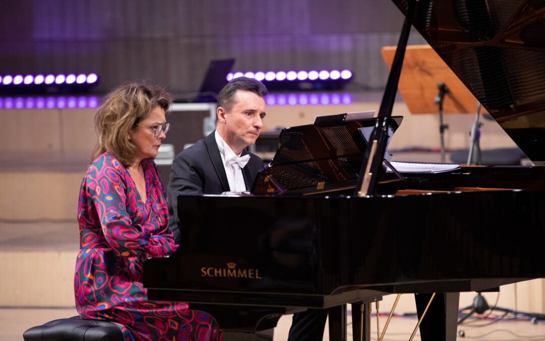 KONCERT. Duet fortepianowy Per Quattro w auli prof. Rubińskiego