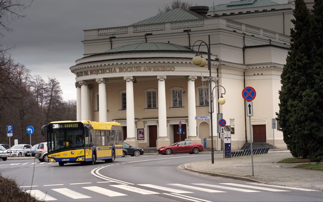 KOMUNIKACJA. KLA na Majówkę