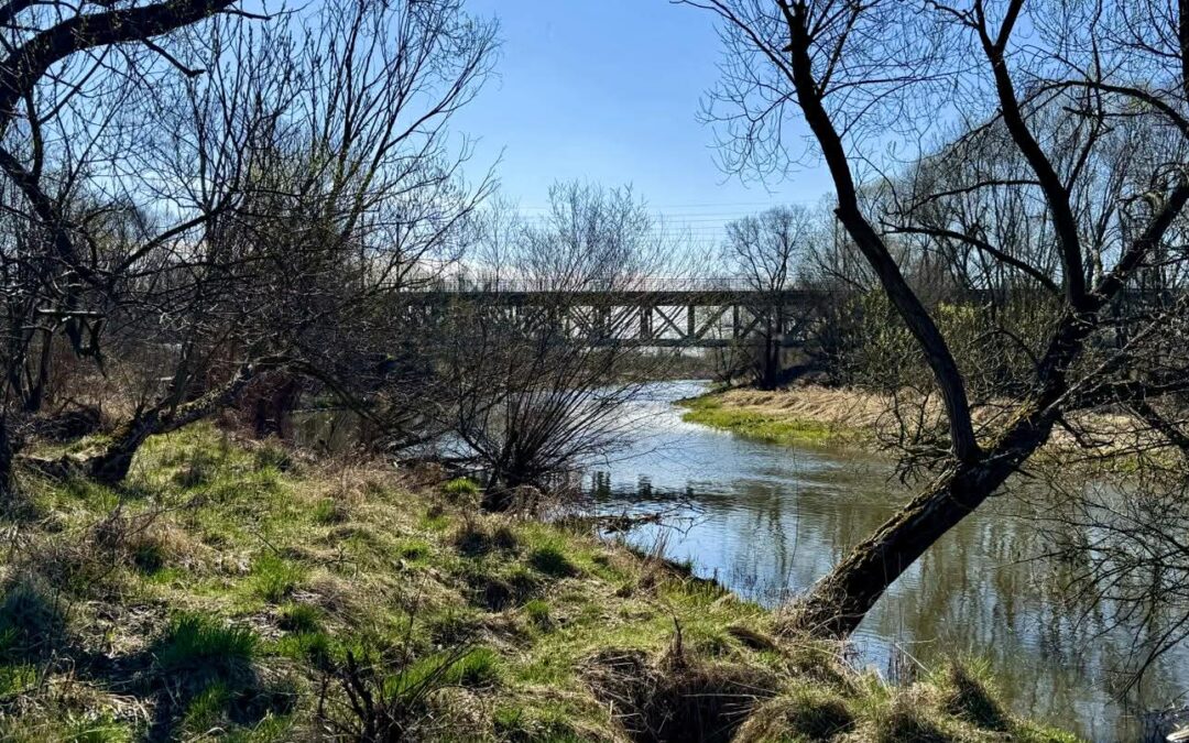 MIASTO. Nowa kładka przy moście kolejowym