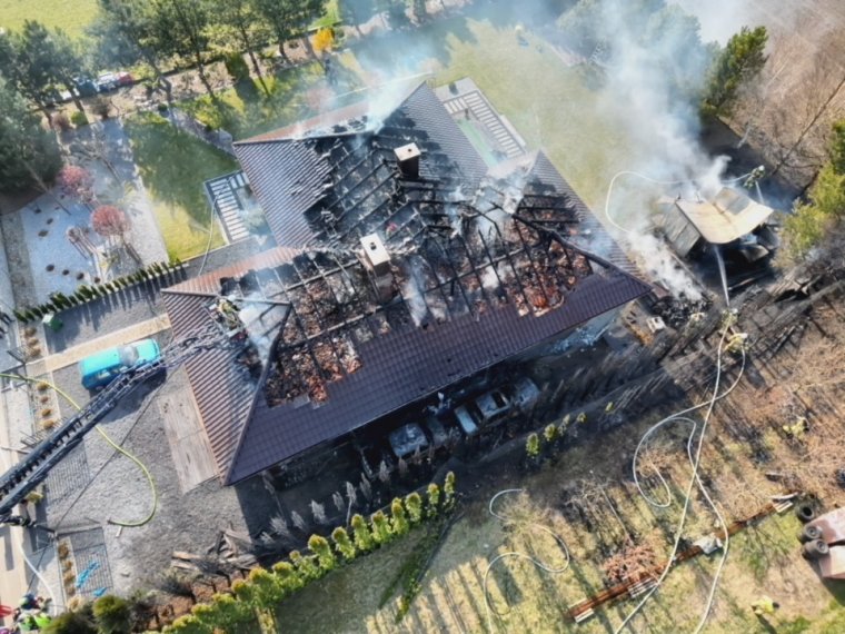 POŻAR. Spłonął dom. Stracili dorobek życia