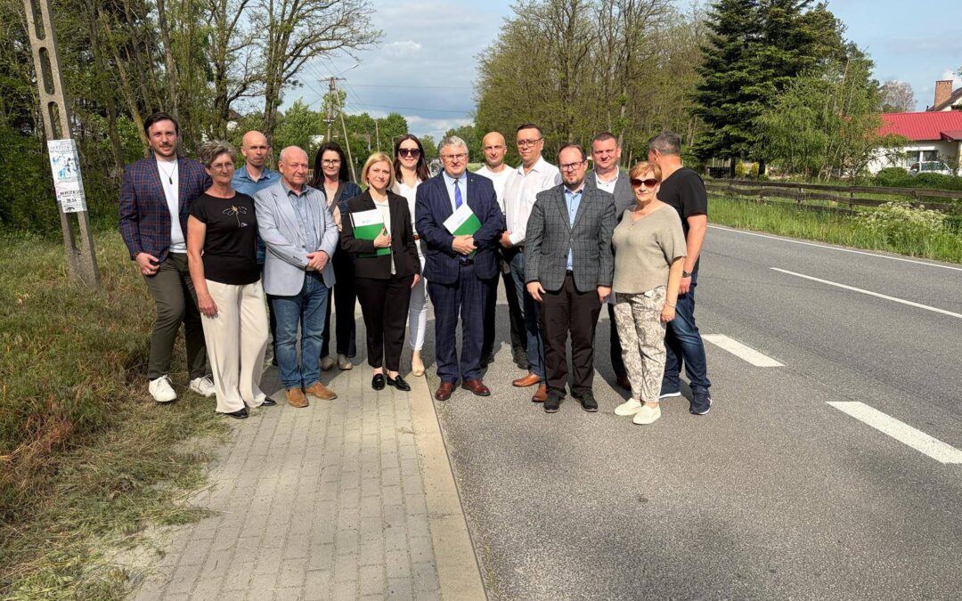 KOMUNIKACJA. 61 mln zł na przebudowę drogi 449 w Brzezinach