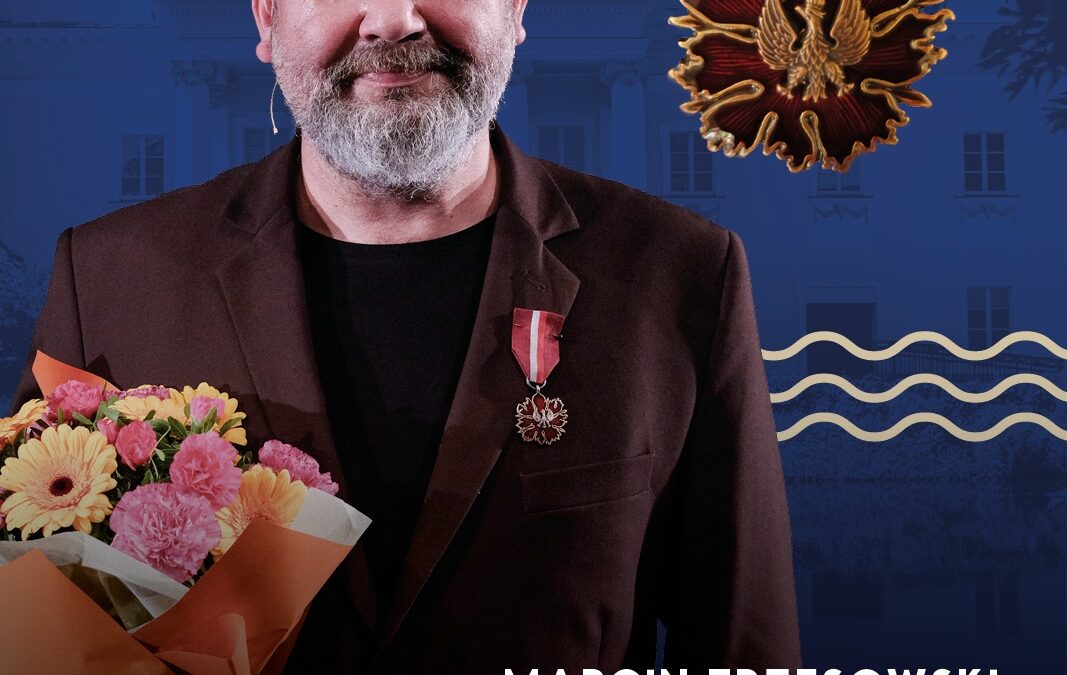 TEATR. Marcin Trzęsowski odznaczony Brązowym Medalem „Zasłużony Kulturze Gloria Artis”