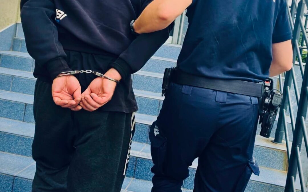 POLICJA. Pijany uciekał przed policją na rowerze