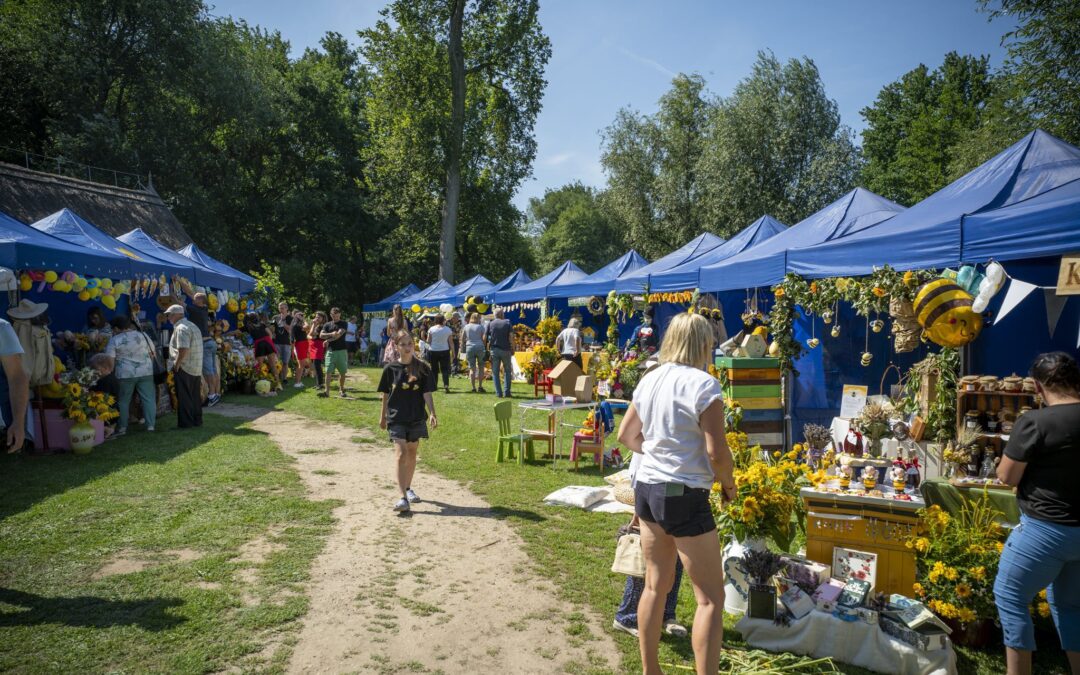 KONKURS. Najlepsze pszczele stoiska podbiją Kaliskie Zawodzie